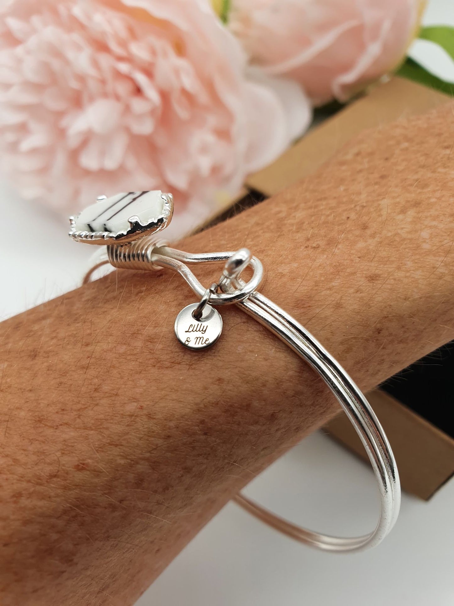 Fashion Bangle