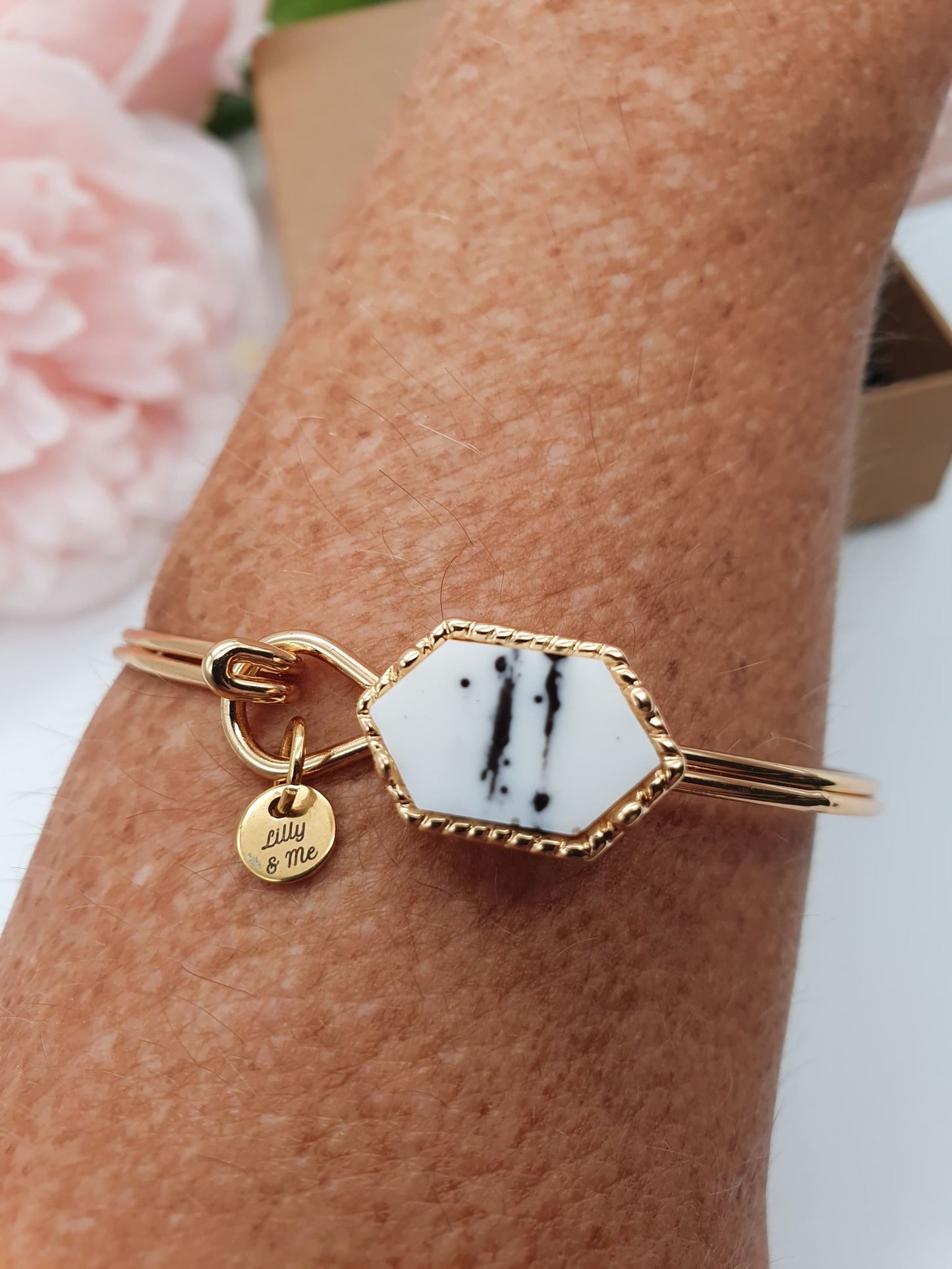 Fashion Bangle