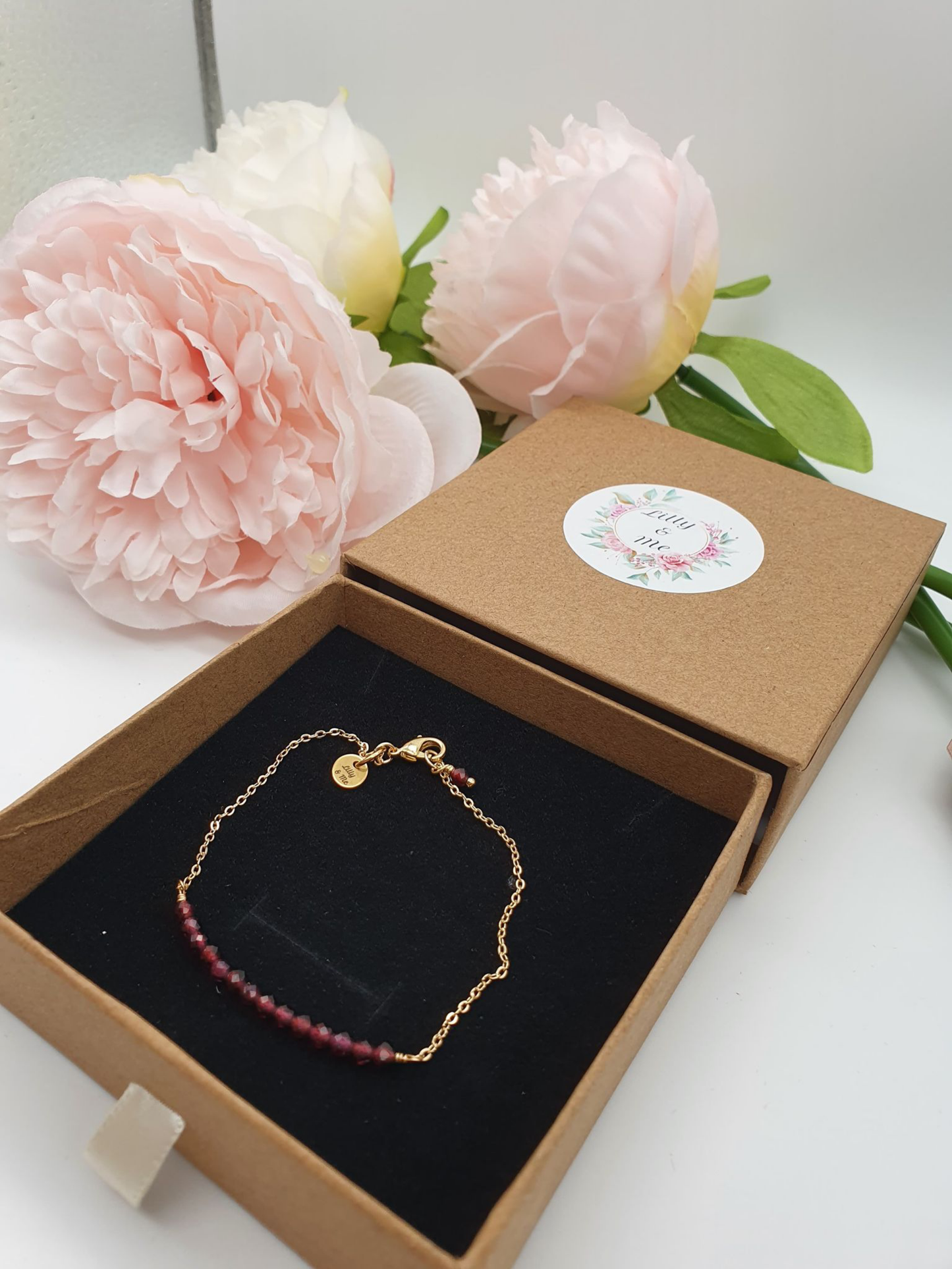 14kt Gold Garnet Bracelet
