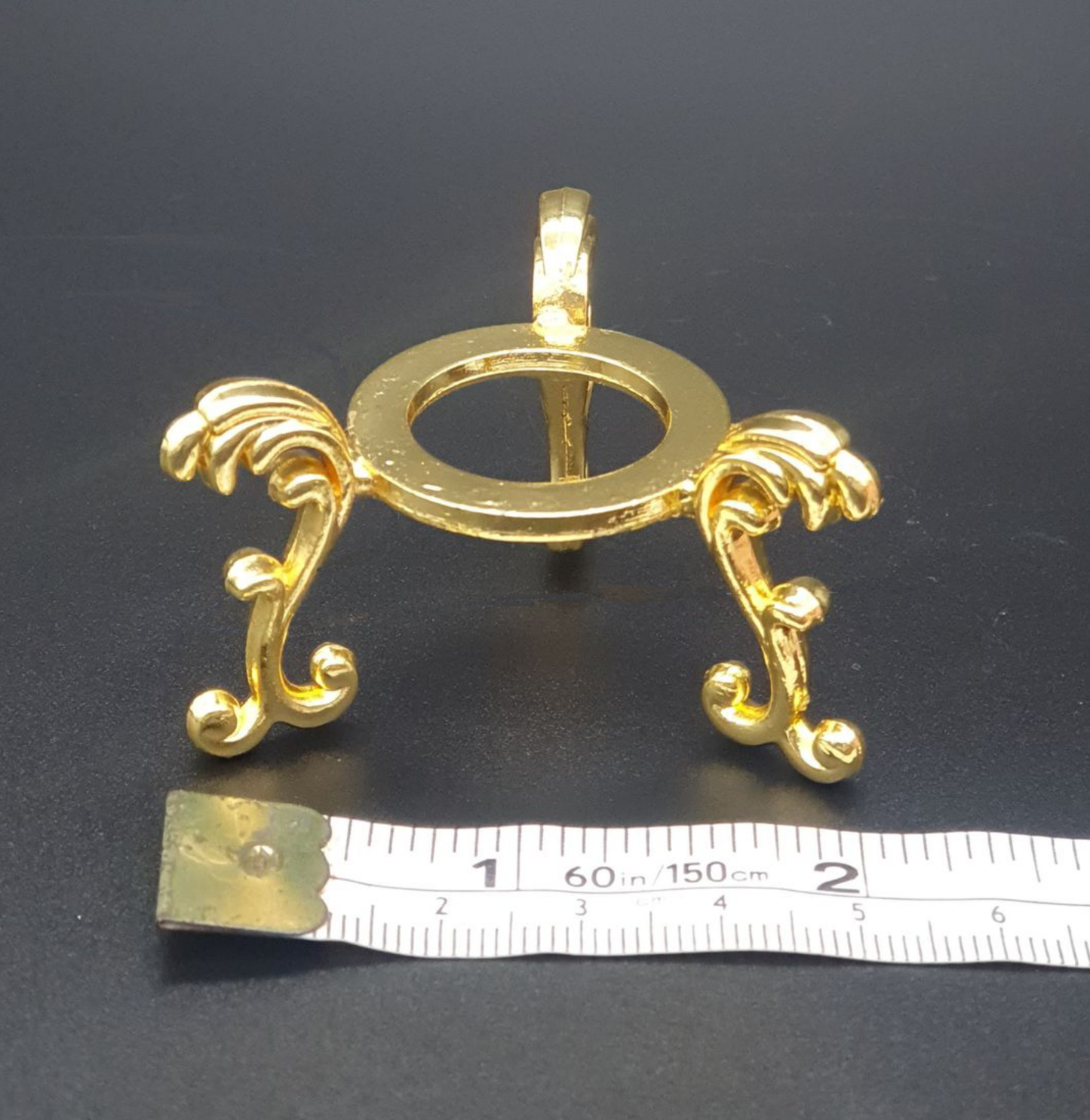 Lotus Hand Crystal Ball Stand