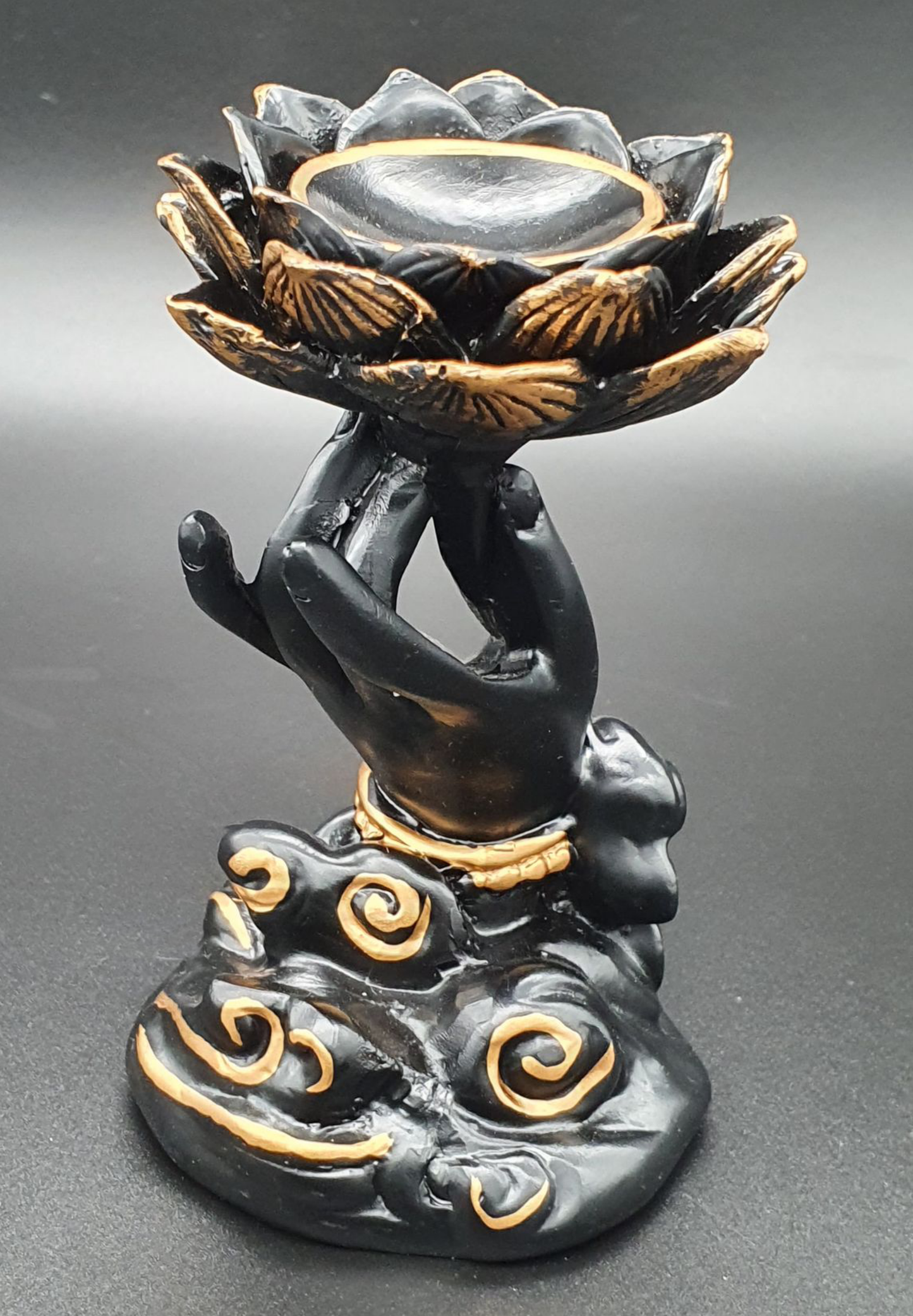 Lotus Hand Crystal Ball Stand