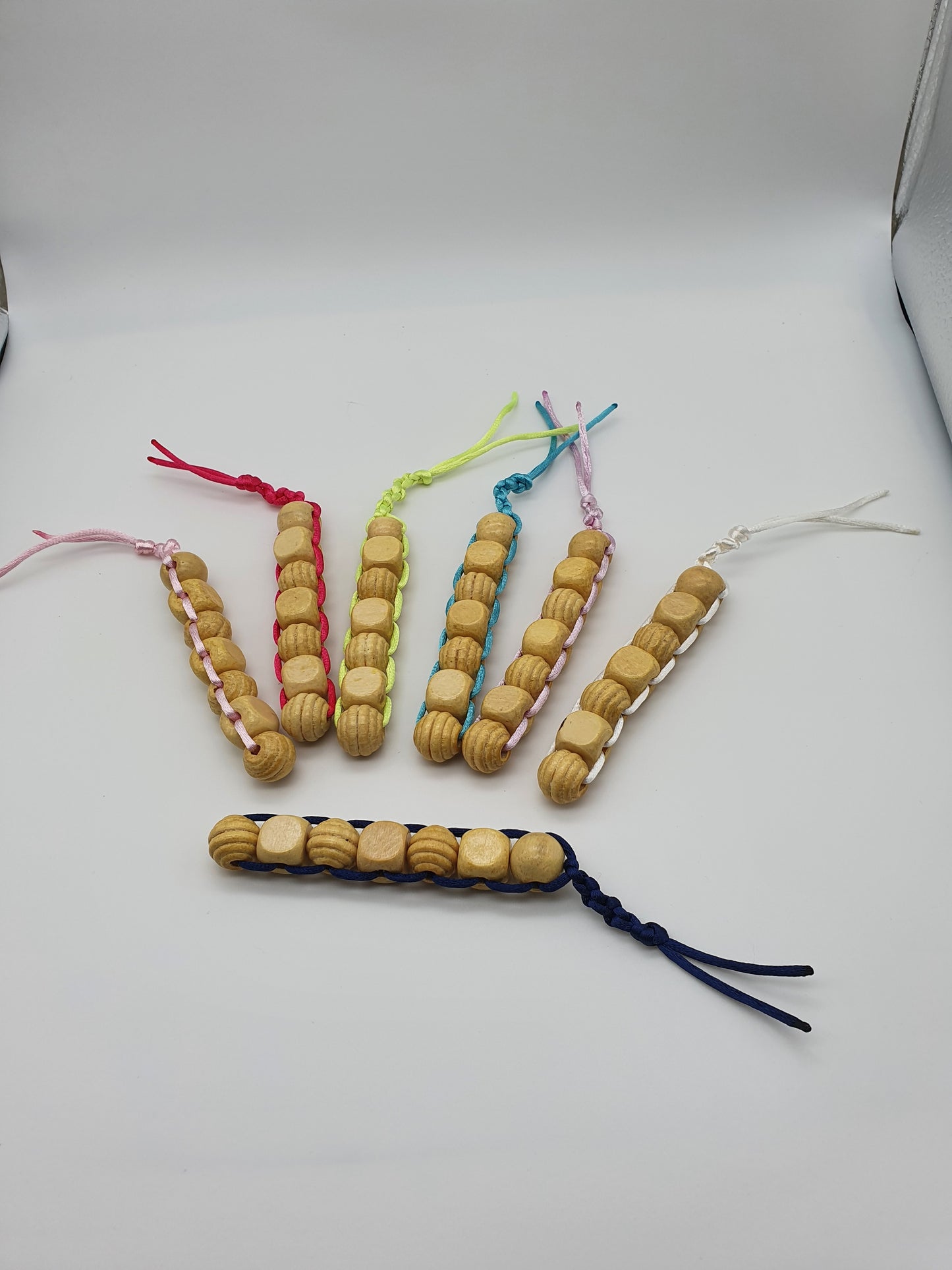 Textured wood bead fidget toy