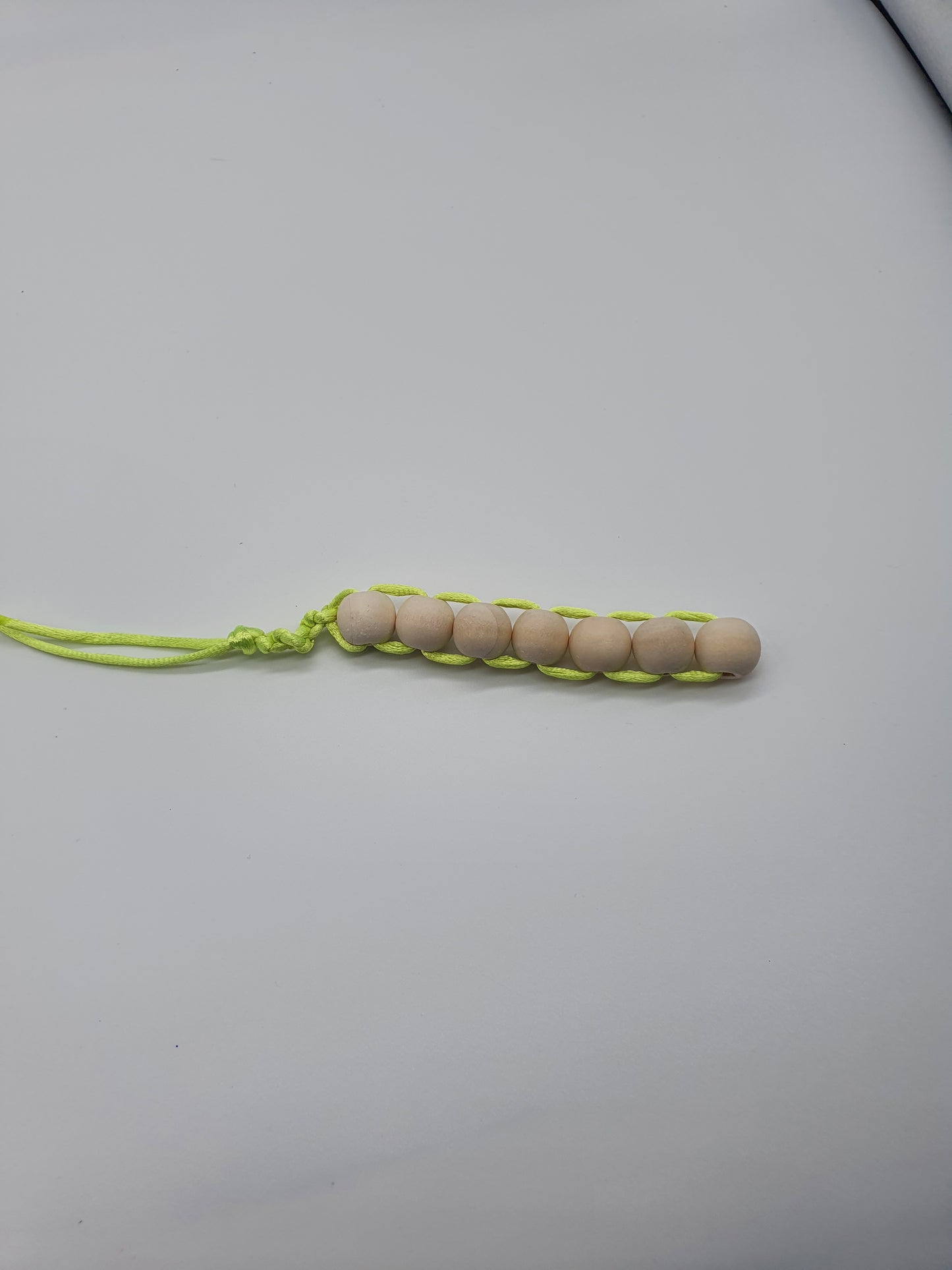 Smooth wood bead fidget toy